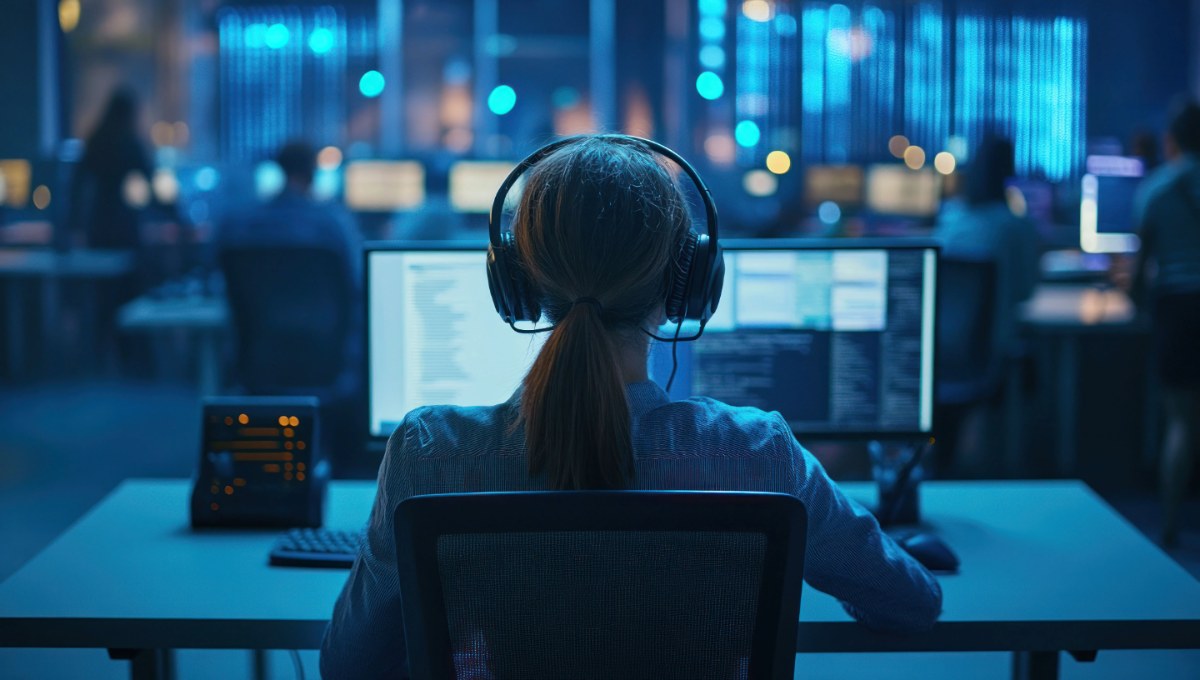 Why Does Live IT Support Beat Call Centers for Law Firms?